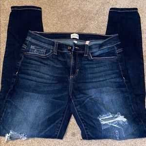 Sneak Peek Boyfriend Jeans